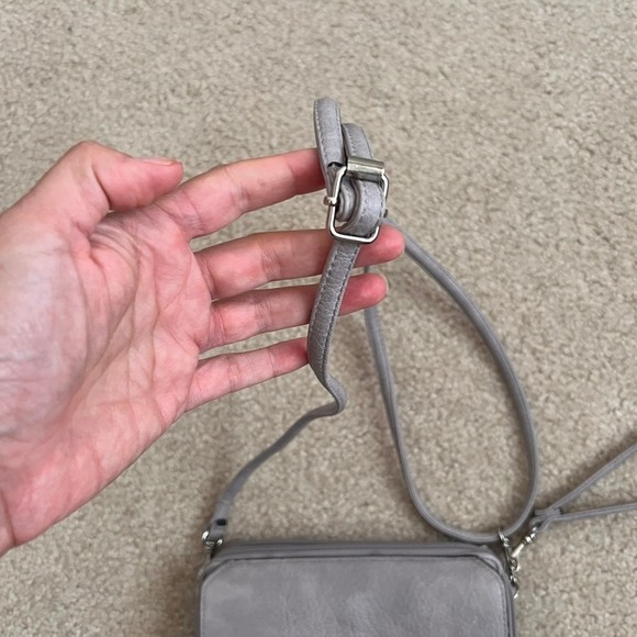 NWOT Crossbody Bag Wallet Clutch with Card Slots and Removable Strap Gray - Picture 9 of 10